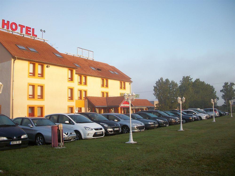 Brit Hotel Essentiel Moulins Avermes Exterior foto